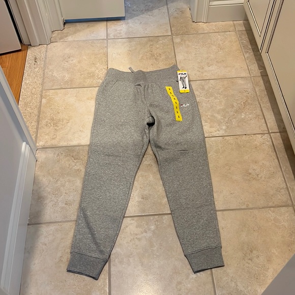 Fila gray sweatpants - Picture 1 of 2